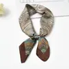 Pañuelo de Seda Satinada, Pañuelo Cuadrado Pequeño Femenino, Elegante Francés de Alta Gama para Vestir Profesional con Pañuelo para Camisa 70x70