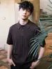 Camisa Polo de Verão Masculina Manga Curta Estilo Hipster Camiseta de Tricô Canelado Manga Meia-Manga Estilo Old Money Americano