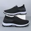 Zapatos Casuales de Punto Flyknit Transpirables para Hombre Slip-On Suela Suave Antideslizantes Tenis Ligeros Cómodos para Hombre Primavera/Verano