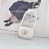 Mochila 17CM Accesorio de juguete Leader Dog adecuado para bolso cruzado pequeño Labubu, ropa de muñeca y bolso pequeño
