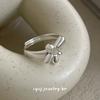 Anillo Cui Yan Ornaments de Plata S925 Estilo Coreano con Forma de Flor Pequeña Diseño de Nicho Femenino Anillo de Primavera y Verano Ajustable