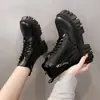 Botas de Estilo Británico Versátiles con Cremallera Lateral para Mujer 2025 Invierno Nuevas Tallas Grandes Tacón Grueso Suela Gruesa Botas para Mujer