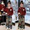 Versátil Primavera/Otoño Nuevo Estilo Versión Coreana Estilo Escolar para Niñas Cárdigan de Manga Larga Jeans de Pierna Ancha de Moda Tendencia Conjunto de Dos Piezas