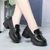 Mocasines, zapatos para mujer de mediana edad, zapatos negros de suela gruesa, envío directo disponible, estilo primavera/otoño, con lazo, zapatos de cuero con tacón grueso para mujer, versátiles para uso casual y formal