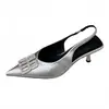 Sapatos de Salto Alto Agulha Apontada com Fivela Quadrada de Strass Estilo Francês para Mulheres, Novo Modelo Verão 2026, Elegante Versátil Moda