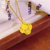 Colar de Cobre Banhado a Ouro Trevo de Quatro Folhas com Design de Cristal de Gelo, Mesmo Estilo das Lojas de Joias, Pingente Simples Dourado de Luxo Leve para Mulheres