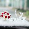 Nuevos adornos creativos de cisne de cristal para coche, consola central, decoración romántica de diosa rosa, suministros