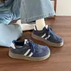 Tênis de Treino Alemão com Solado Grosso Estilo Hong Kong Retrô Feminino 2026 Outono Novo Tênis Branco ins Tendência Estudante Esportivo Casual Tênis de Skate