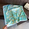 Novo Estilo Lenço Estampado de Seda Artificial Flor de Magnólia, Xale de Alta Qualidade, Lenço de Pescoço com Proteção Solar, Lenço Quadrado Pequeno, Lenço de Cabeça, Lenço