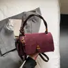 Bolsa de Mão Quadrada Pequena da Moda para Mulheres Outono 2025 Nova Bolsa Transversal Tendência Retrô Versão Coreana Bolsa de Ombro com Textura de Nicho