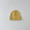 Chapéu Infantil Yipan Outono e Inverno Novo Moda Logo de Letra Tricô Torcido Gorro Meninos e Meninas Chapéu de Lã Tendência