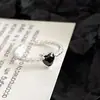Moda Europea y Americana Tendencia Anillo Abierto Esmalte Negro Estilo Retro Francés Anillo Redondo de Corazón Venta al por Mayor