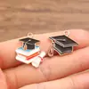 Variedad de Accesorios de Joyería Personalizados Transfronterizos Europeos y Americanos de Aleación, Dijes para Temporada de Graduación, Sombrero de Doctor, Flor y Papel de Examen