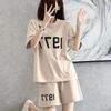Traje deportivo informal de verano a la moda de manga corta con pantalones cortos, estilo coreano, holgado y adelgazante, de dos piezas para mujer, popular en Internet.