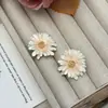 Pendientes de Flor Margarita Dopamina para Mujer Clavos Únicos y Hermosos Joyería para Orejas de Moda 2026 Nuevo Artículo Caliente Sensación de Alta Gama