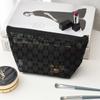Bolsa de Maquillaje Portátil para Viaje, Malla de Estilo Ins con Bordado de Peluche, Almacenamiento de Artículos de Tocador Cc, Gran Capacidad, Transpirable, Estilo Ins