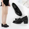 Zapatos de cuero estilo británico de tacón alto para mujer, nuevos mocasines sin cordones, tacón grueso, corte bajo, charol, zapatos de suela gruesa, talla pequeña