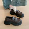 Zapatos de cuero para mujer estilo británico con suela gruesa y tacón grueso, nuevos mocasines slip-on de otoño 2026 con suelas de plataforma