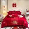 Conjunto de quatro peças para casamento, enxoval de recém-casados, capa de edredom bordada, conjunto vermelho de casamento, quarto de casamento, cama de casamento, conjunto bordado festivo