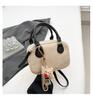 Bolsa de boliche de mão da moda retrô americana 2025 Nova moda de outono Bolsa de ombro multifuncional Bolsa quadrada pequena multifuncional