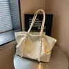 Bolsa Grande Capacidade Retrô Outono e Inverno 2026 Nova Tendência Moda Feminina Estilo Coreano Bolsa Tote Simples de Ombro Único para o Dia a Dia