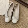Zapatos planos rojos para mujer estilo francés 2025 primavera lazo bailarinas de suela blanda para combinar con faldas