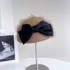Boina de Lã Moda com Laço de Rede Vintage para Mulheres Inverno Elegante Versátil Chapéu de Artista Estiloso Tendência Chapéu de Feltro
