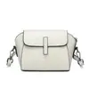 Bolso de hombro y cruzado para mujer de cuero genuino encerado, de fábrica de origen transfronterizo, estilo vintage, con múltiples compartimentos, para el día a día, al por mayor