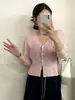 Cárdigan de punto fino de manga corta con cuello en V para mujer talla grande para usar en capas, otoño 2026 delgado ajustado versátil outerwear 22916