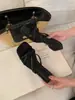 Primeiro Encontro com os Chinelos de Salto Anabela Estilo Francês para Mulheres, Novo Modelo 2026 para o Verão, Perfeitos para a Praia, com um Toque Deslumbrante e de Alto Padrão