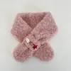 Cachecol Infantil de Pelúcia Quente Outono e Inverno com Gola Cruzada, Aquecedor de Pescoço de Pelúcia Fofo para Bebê, Cachecol Peludo de Desenho Animado