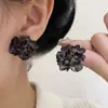 Brincos Retro Simples de Flor Vermelha para Mulheres, Brincos de Flor Cinza e Preto Versáteis de Nicho, Acessórios de Orelha Doces da Moda Estilo Floresta
