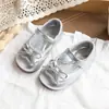 Zapatos de Cuero para Niñas 2026 Primavera/Otoño Nuevo Estilo Zapatos Suaves de Princesa para Niños Niña Elegantes Versátiles Antideslizantes Zapatos de Conducir Modernos