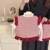 Conjunto de Lã de Natal para Meninas 2026 Inverno Infantil Estiloso Vermelho Estilo Chanel Blazer com Colete e Shorts Conjunto de Duas Peças