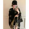 Estilo Novo Outono e Inverno Estilo Retro Novo Estilo Chinês Folha de Ginkgo Xale para Mulheres, Capa Estilo Chinês Manto de Viagem