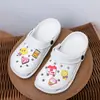 Zapatos de Agujeros de Dibujos Animados Geniales para Mujer 2026 Nuevos Lindos Juveniles Estudiantes Antideslizantes Suela Gruesa Chanclas de Playa ins Tendencia