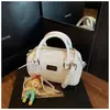 Bolsa de Boliche Portátil Texturizada Estilo Coreano para Mulheres Nova Coleção Primavera 2025 Estilo Coreano Nicho Bolsa Boston Bolsa Transversal Estilo Ocidental