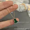 Collar de Calabaza Qilin de Gama Alta V-Gold Calabaza Doble Mediana y Pequeña Colgante de Ágata Nácar Artesanía de Precisión CNC Oro Rosa
