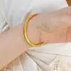 Pulseira Shake Tone Ouro Banhado K Ouro 5N Padrão Grama Rolada Loja de Ouro Mesmo Estilo Incolor Moda Presente Herança Método Antigo