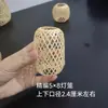 Lanternas pequenas de bambu trançado, cestas pequenas triangulares de zongzi de bambu trançado feitas à mão, pingentes, decoração de artemísia, acessórios DIY para carro