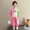 Traje para Niñas Primavera Otoño 2026 Nuevo Ropa de Otoño Elegante para Niños Ropa de Otoño de Moda Casual con Sudadera Conjunto de Dos Piezas para Bebé Niña