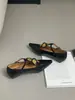 Zapatos Mary Jane Dorados Florales Estilo Francés con Punta Fina, Diseño Retro de Nicho, Nuevos Zapatos de Tacón Bajo para Mujer Primavera/Verano 2026, Modernos y Elegantes
