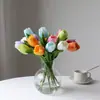 Buquê de Tulipas Artificiais de Couro PU de Alta Qualidade para Decoração de Transmissão ao Vivo, Buquê de Casamento da Noiva