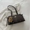 Bolsa de ombro para o outono/inverno, nova moda, para o dia a dia, sob o braço, bolsa de ombro minimalista estilo coreano, bolsa tote de grande capacidade, leve e luxuosa