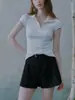 Top tipo polo bordado en color block, ligero y juvenil, para mujer, camiseta blanca de manga corta con cuello camisero para verano, para mujer
