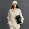 Suéter de Cashmere Feminino com Zíper Meio e Gola Lapela Design Torcido Manga Longa Base Outono e Inverno Novo Suéter Macio e Sedoso