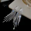 Pendientes de Borla Geométrica Incrustados con Diamantes de Zircón de Aguja Plateada, Personalizados y de Moda, Pendientes Estilo Palacio, Pendientes de Lujo Ligero y de Alta Gama