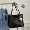 Bolsa Tote para Mulheres 2025 Nova Bolsa de Trabalho de Grande Capacidade Primavera e Verão Bolsa de Ombro Versátil Bolsa da Moda para Estudantes Universitários