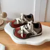 Nuevos Zapatos de Entrenamiento Alemanes para Niños Otoño 2026 para Niños y Niñas, Zapatos Deportivos Casuales Versátiles de Suela Suave, Tenis Antideslizantes de Bloques de Color