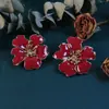 Qingdao Joyería Antigua Media Pendientes Dulces Distintivos de Nicho Retro Francés Flor de Vidrio Diamantado Pendientes de Lujo Ligero de Moda